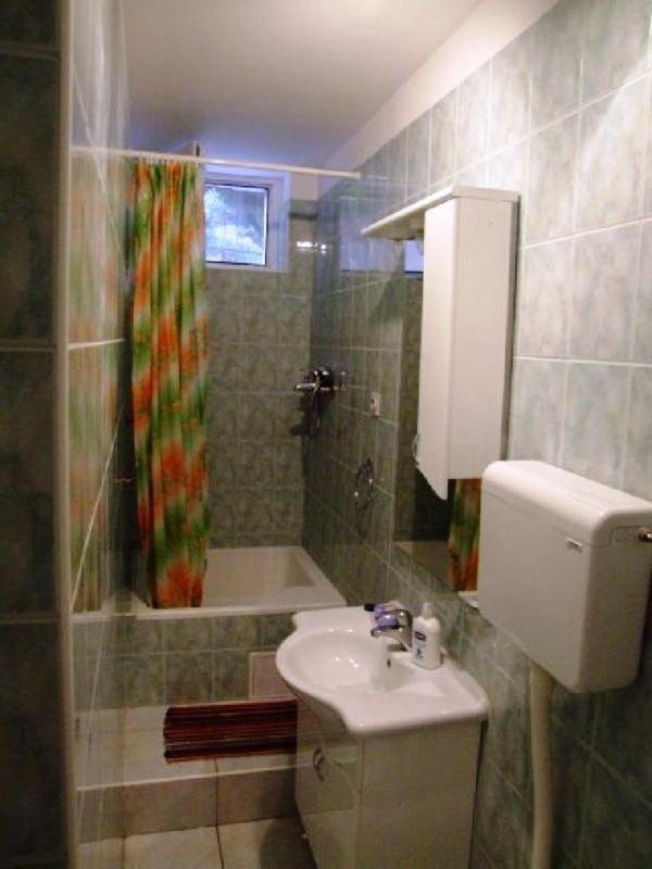Guest House With Garden - Zuvan Split Bagian luar foto